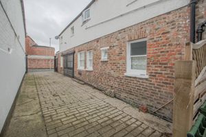 Photo 15- click for photo gallery